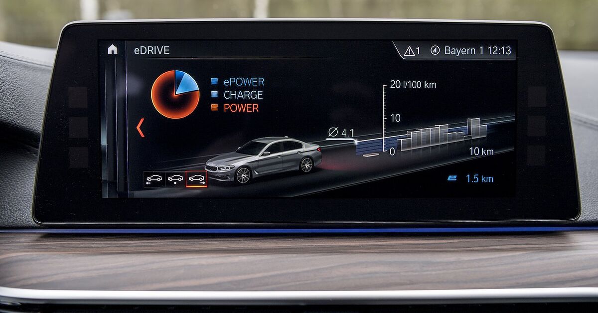 BMW Shows Off Wireless Charging Pad For 530e IPerformance Plug-In ...