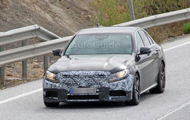 Mercedes-AMG C63 Spied Sporting a Facelift