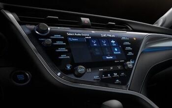 2018 Toyota Camry Adopts Linux-Based Infotainment