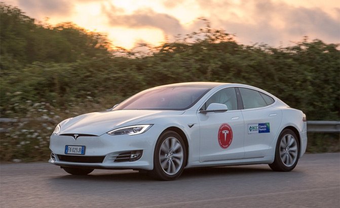 Tesla Model S Sets New Distance Record on a Single Charge
