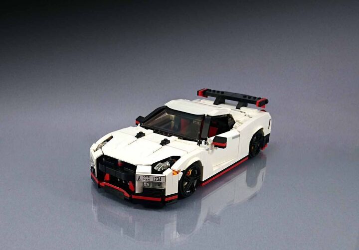 Lego Fan Builds Awesome Nissan GT-R Nismo Replica