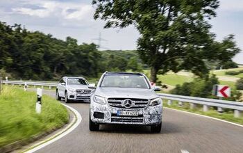 Mercedes Will Debut a Plug-In Fuel Cell-Powered GLC Crossover