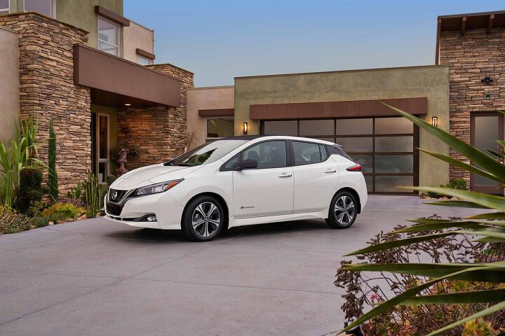 2018 Nissan Leaf Arrives With 150-Mile Range, $30k Price Tag