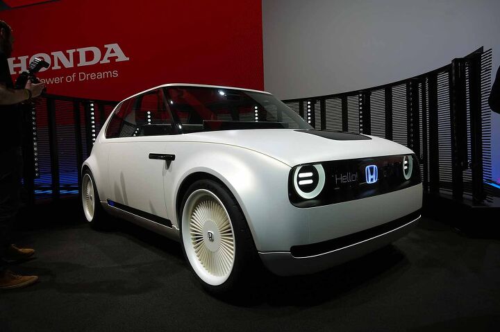Honda's Retro-Styled Urban EV Concept is Totes Adorbs
