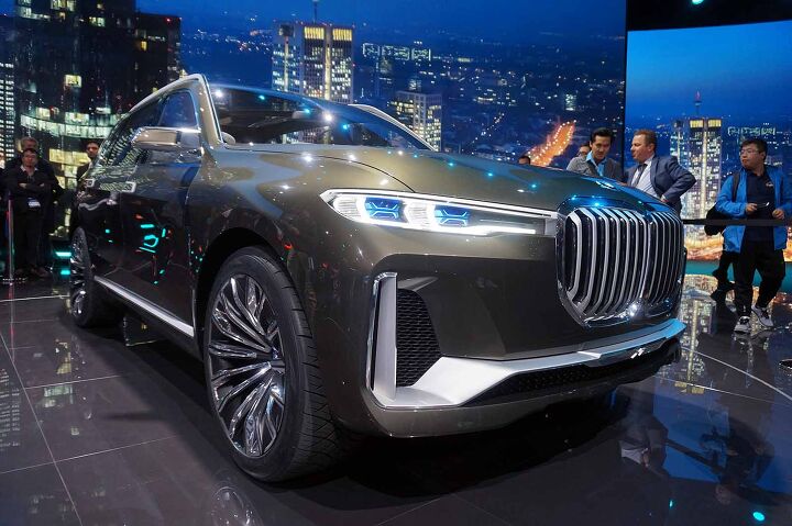 BMW X7 IPerformance Concept Previews Plug-In Full-Size SUV