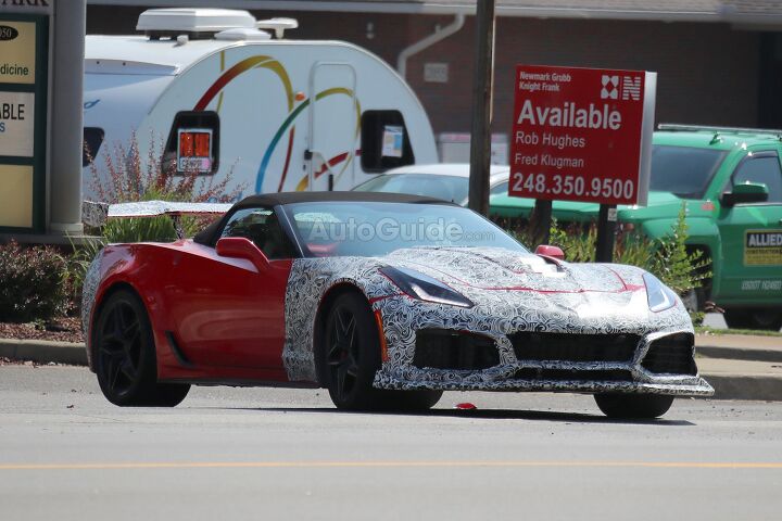 The New Corvette ZR1 is Basically Just Carbon Fiber and Big Wings