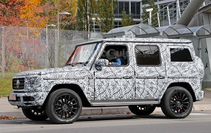 New Spy Photos Capture Both Old and New Mercedes G-Class Testing