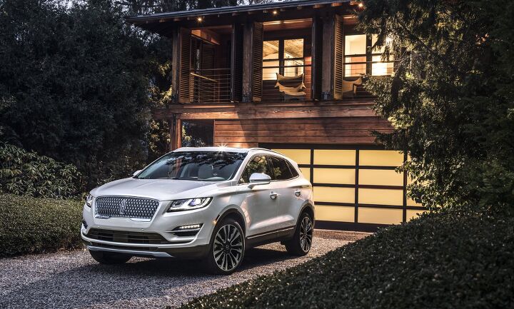Lincoln MKC Gets a Fresh Face, New Tech for 2019