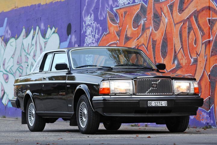 David Bowie's Volvo 262C Sells for Nearly $220K