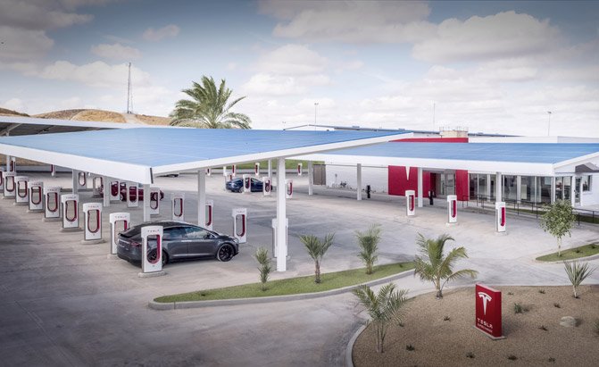 Tesla Wants an Old-School Drive-in Diner and Supercharger Combo