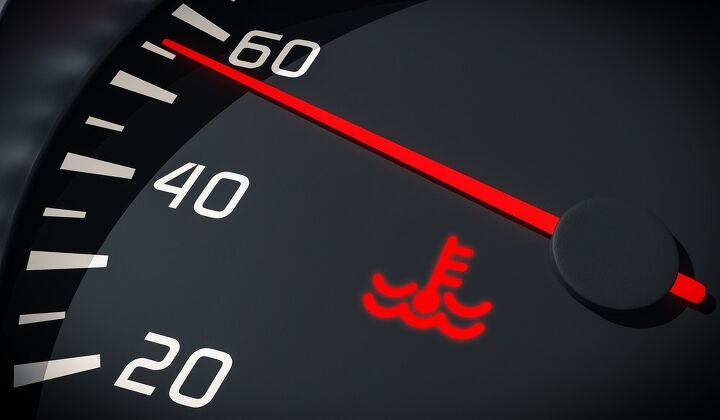 3 warning lights that mean stop driving right now