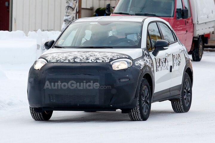Fiat 500X Spied Testing a Facelift Alongside the Jeep Renegade