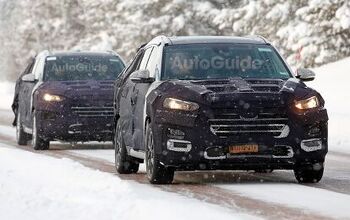 Heavily Camouflaged Hyundai Tucson Spied Testing in the Snow