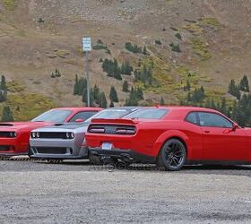 Dodge Challenger Hellcat Drag Pack Coming in 2019 With 725 HP
