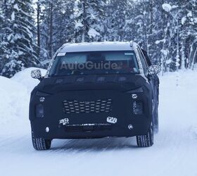 Large Hyundai SUV Puts Chevrolet Tahoe in Its Crosshairs