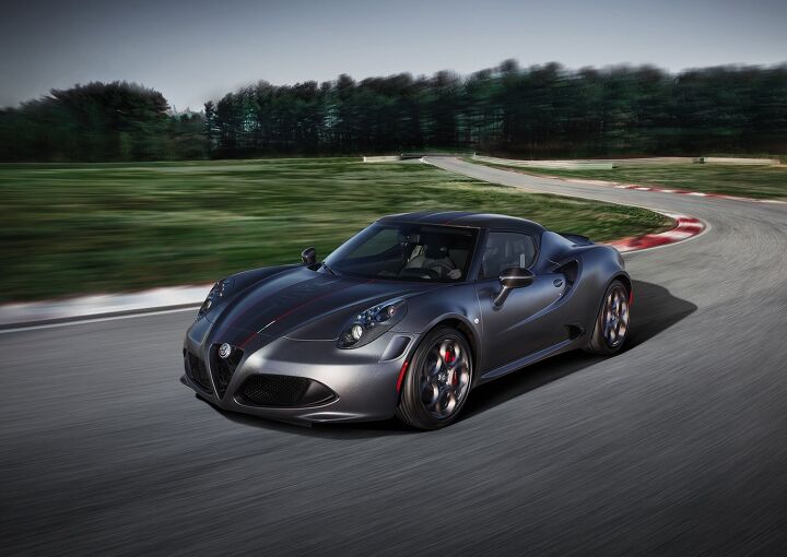 Alfa Romeo 4C Competizione and Italia Editions Debut