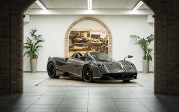 Pagani's Fancy Huayra Roadster Gets a Fancy Soft Top
