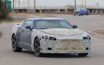 2019 Chevrolet Camaro Spied Testing Facelift and 6-Speed Manual