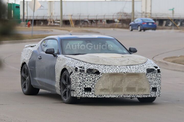 2019 Chevrolet Camaro Spied Testing Facelift and 6-Speed Manual