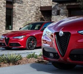 Alfa Romeo Giulia and Stelvio Debut With Blacked-Out Trim Package