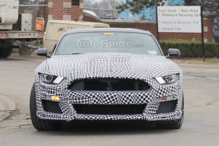 2020 Mustang GT500 Spied With Six-Speed Manual Transmission