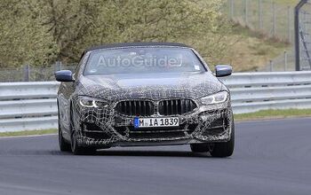 BMW 850i Coupe and Cabriolet Photographed on the Track