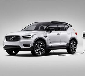Volvo XC40 Plug-in Hybrid Makes Its First Public Appearance