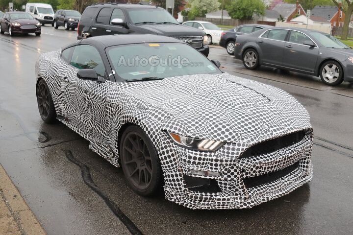 2020 Mustang GT500 Caught on Video With a Double Clutch?