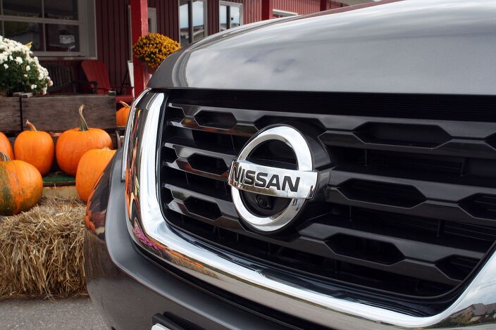 Common Nissan Pathfinder Problems | AutoGuide.com