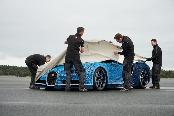 This LEGO Technic Bugatti Chiron Actually Drives