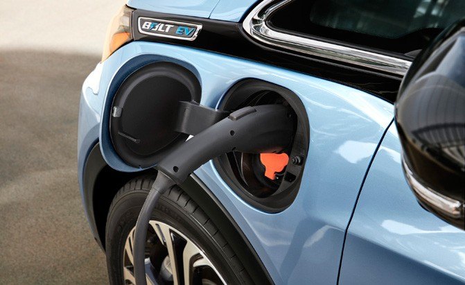 New GM Charger May Be Three Times as Fast as Tesla's