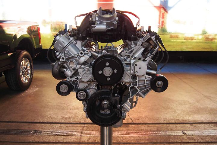 Ford Building New Big-Block V8 for Heavy Trucks: Here's a Deep Dive for Engine Nerds