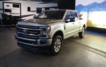 Brand-New Big-Block V8, 10-Speed Transmission Coming to 2020 Ford Super Duty Trucks