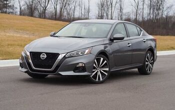 2019 Nissan Altima AWD Pros and Cons