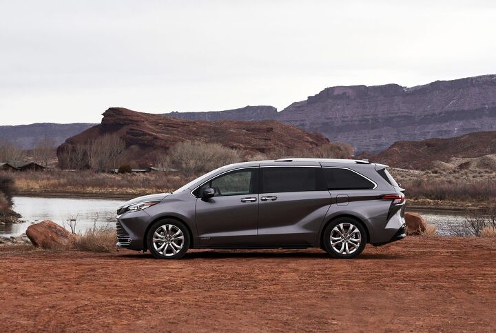 2021 toyota sienna revealed all hybrid people mover