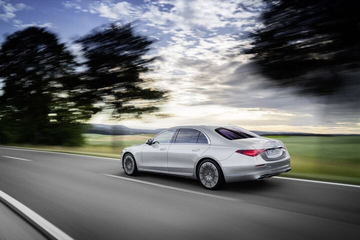 2021 Mercedes-Benz S-Class Sets New Luxury Tech Benchmark