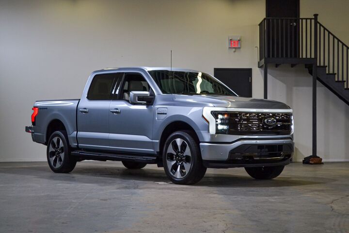 2022 Ford F-150 Lightning Hands-On Preview: 5 Things We Love About the EV Pickup
