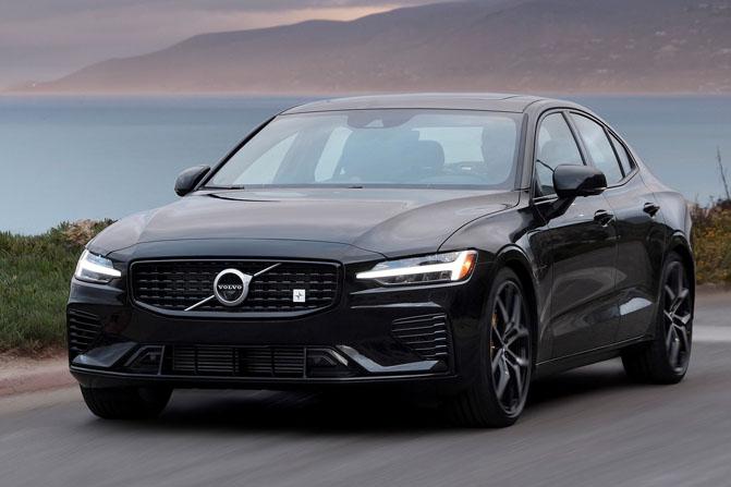 New Volvo S60 Polestar Engineered exterior
