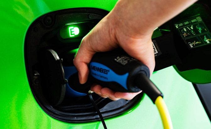 California Approves $2.9 Billion Plan To Add 90,000 EV Charging Stations