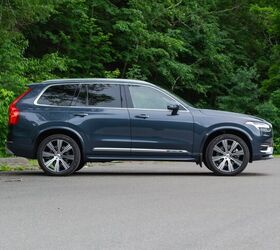 Volvo XC90 Review, Price & Features