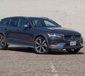 Volvo V60 Station Wagon Specs & Features