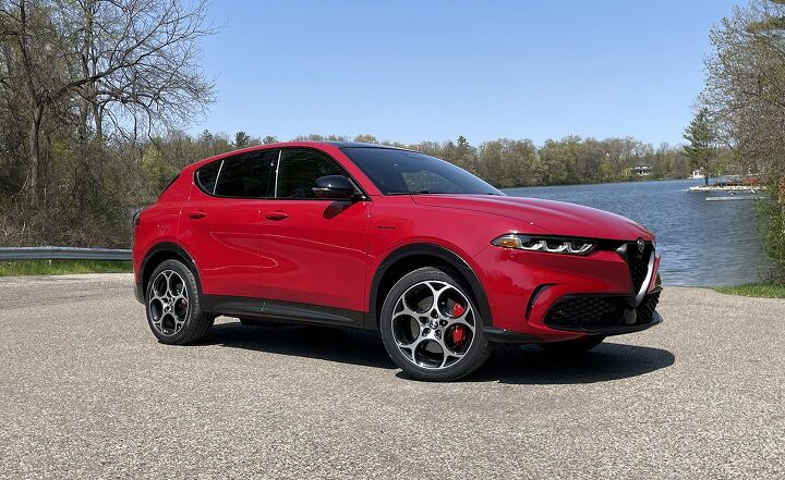 2024 Alfa Romeo Tonale Review: First Drive | AutoGuide.com