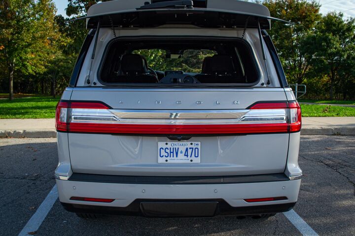 2021 lincoln navigator review wedding chariot of choice