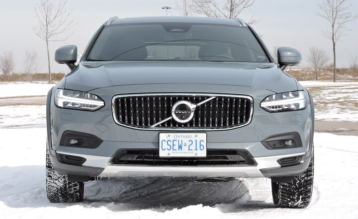 2022 volvo v90 cross country b6 awd review pursuing the best of both worlds