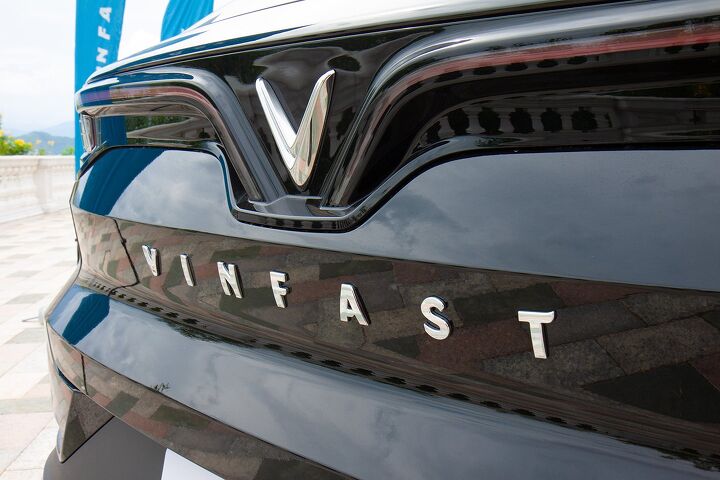 2023 vinfast vf 8 review first drive a new ev player emerges