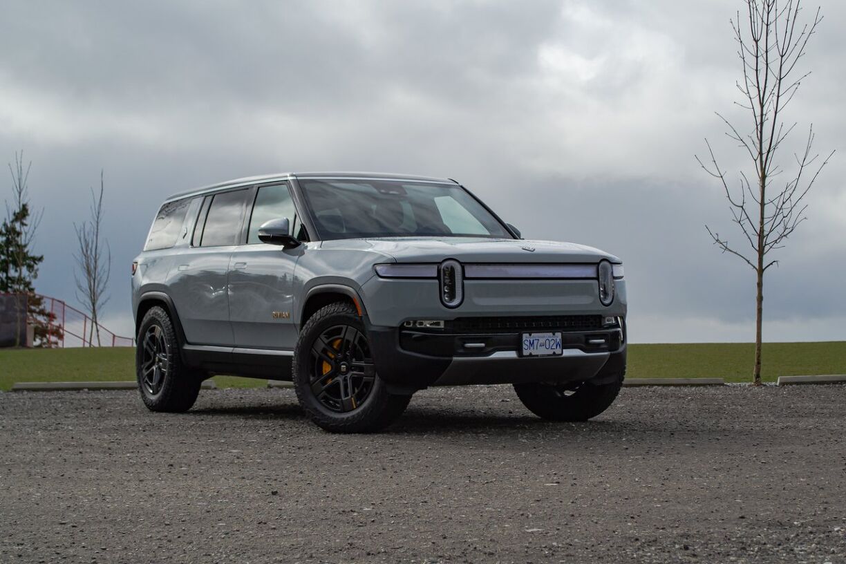 2023 Rivian R1S Launch Edition Review | AutoGuide.com