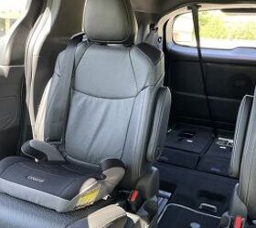 Second Row Seat Belts for 2023 Toyota Sienna