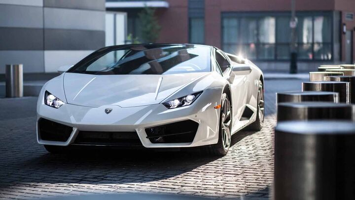 how much does it cost to insure a lamborghini