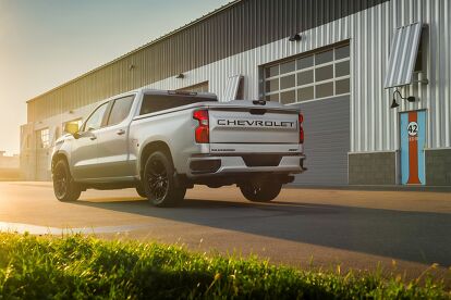 Silverado Rst Modified Chevrolet Silverado RST Off-Road and RST Sport Concepts Debut ...