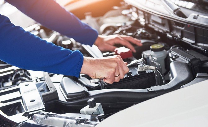 Car Maintenance Schedule: When to Replace Car Parts